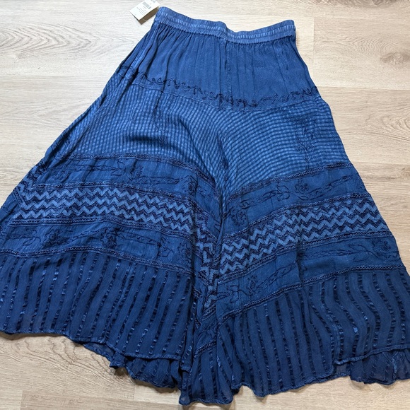 Elegant Blue A-Line Skirt - Picture 10 of 10